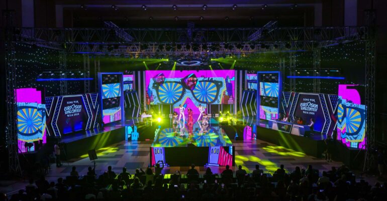 voice-of-bangladesh-pop-art-led-visuals